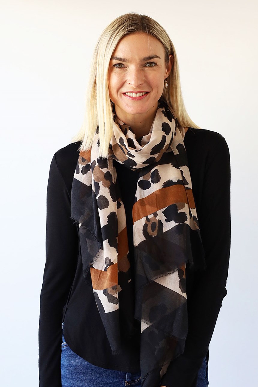 ANIMAL PRINT SCARF